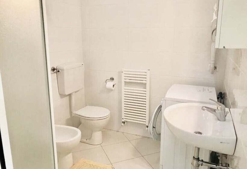 استودیوی استاندارد, Residence I Diamanti