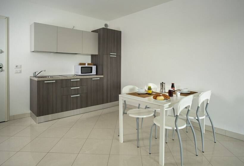 استودیوی استاندارد, Residence I Diamanti