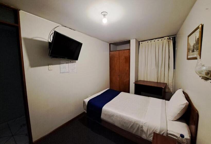 スタンダードシングルルーム, Sideral Oficial