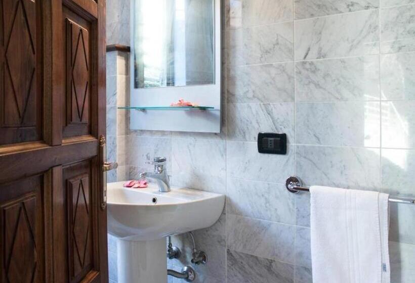 침실 2개 주택, L'antico Borgo