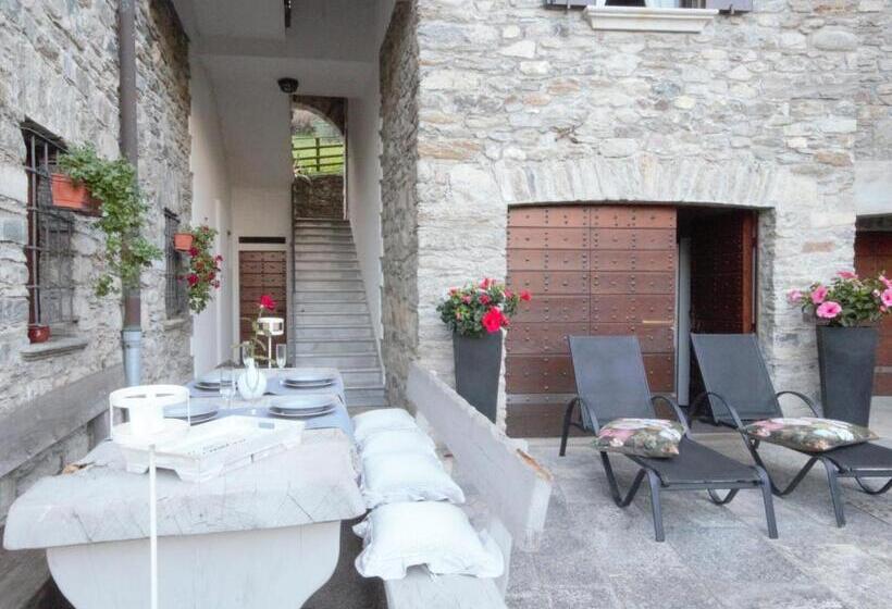 1 Bedroom Apartment Lake View, L'antico Borgo