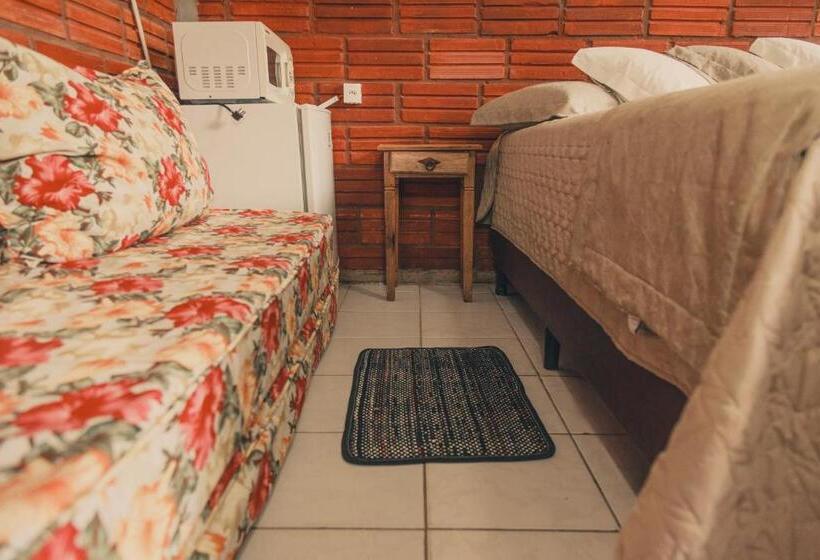 اتاق استاندارد چهارنفره با چشم‌انداز باغ, A Ilha Verde Hotel Pousada Na Praia