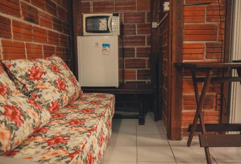 اتاق استاندارد سه تخته با چشم‌انداز باغ, A Ilha Verde Hotel Pousada Na Praia