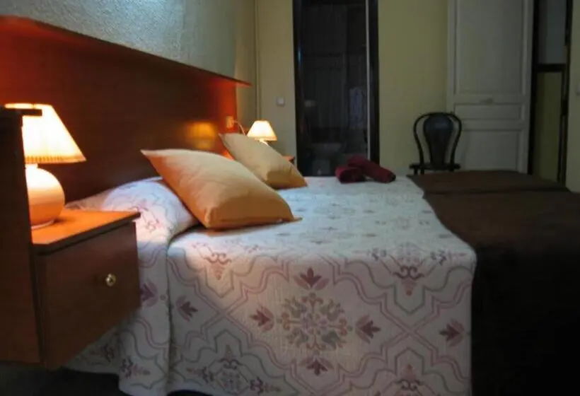 Chambre Standard, Pensión Colmenero