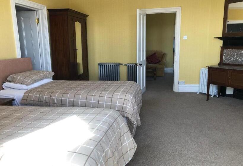 סוויטת סופריור, Highland Moors