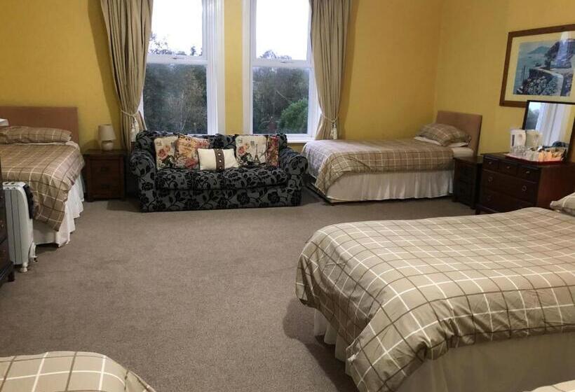 חדר משפתחתי סופריור, Highland Moors