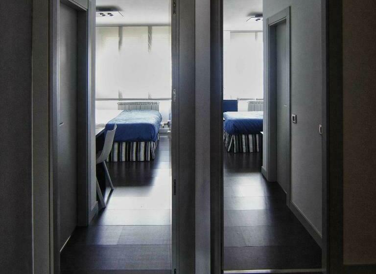 标准单人间, Hostal Averroes