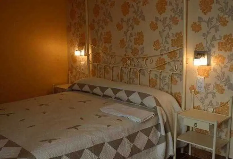 スタンダードルーム, Hostal La Fuente