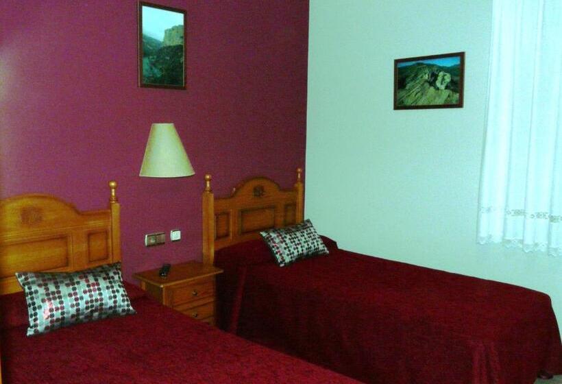 Номер Стандарт, Hostal Casa Castro