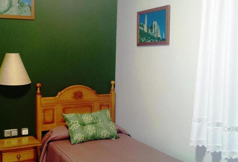 Номер Стандарт Индивидуальный, Hostal Casa Castro
