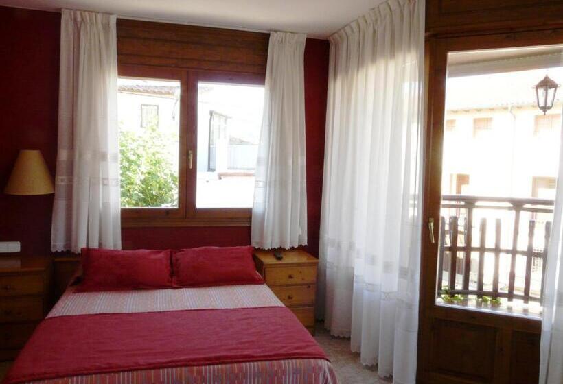 غرفة قياسية مزوَّدة بشُرفة, Hostal Casa Castro