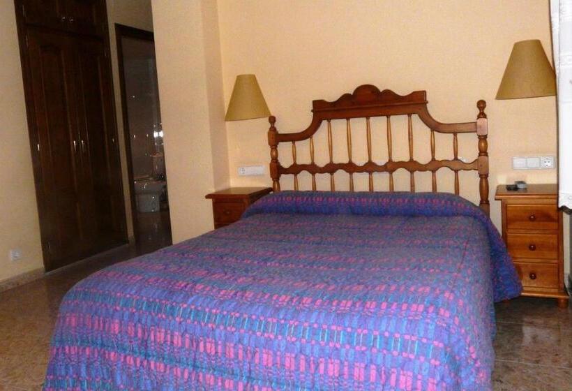 غرفة قياسية مزوَّدة بشُرفة, Hostal Casa Castro