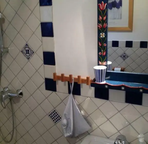 اتاق استاندارد, Hungária Vendégház