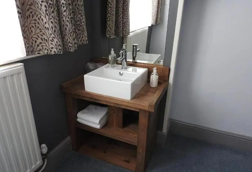 Chambre Economy, Riverside Cottage B&b