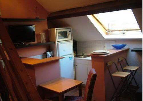 Duplex Appartement met 1 Slaapkamer, Appart Hôtel Maison De La Lune   Petite Auberge D Etterbeek