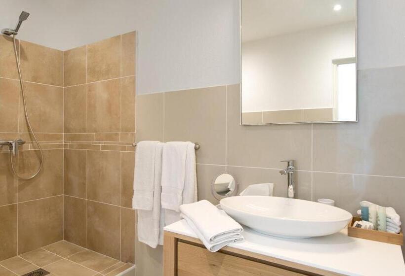 ２ベッドルームアパートメント, Bleu Emeraude