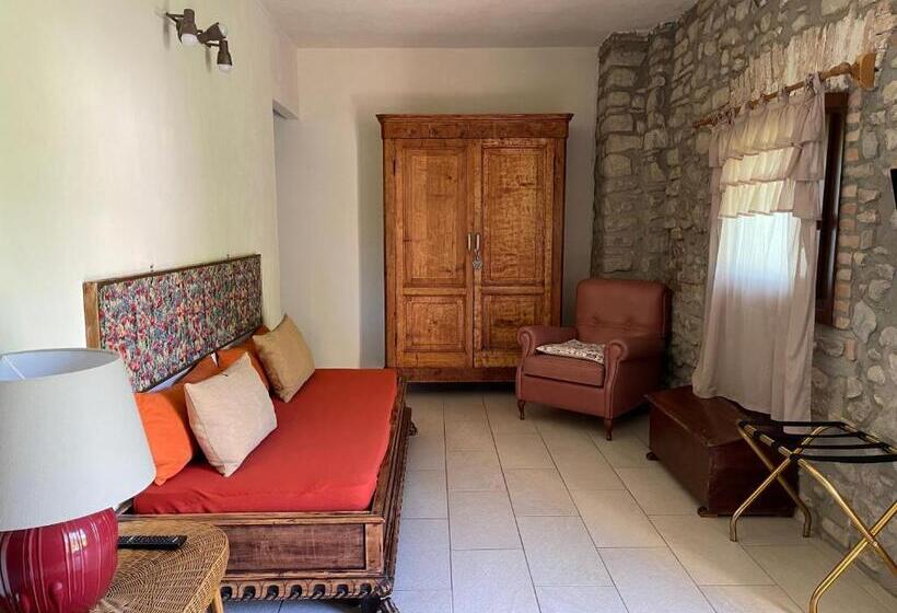 דירת חדר משפחתית, Chiesa Ignano 1778