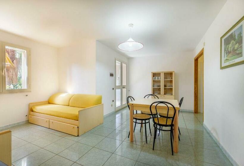 דירת חדר, Mare Azzurro