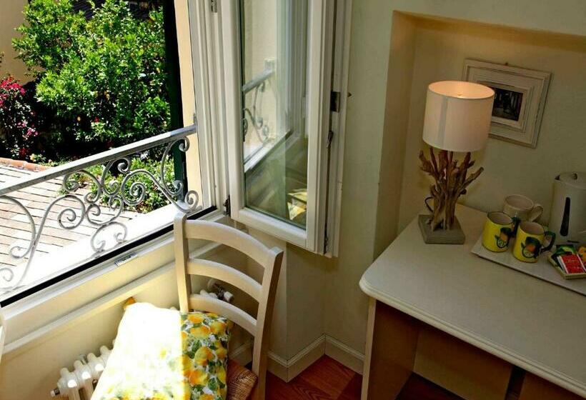 اتاق استاندارد سه نفره, Bellambra