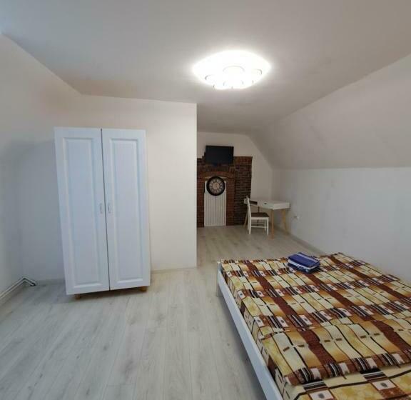 חדר דלוקס לשלושה, Casa Merisor