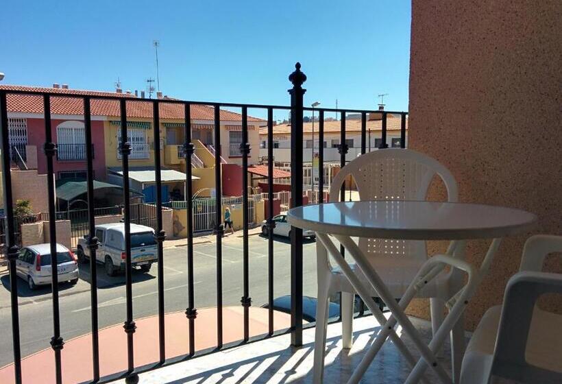 اتاق استاندارد یک نفره, Pensión Egea Ii