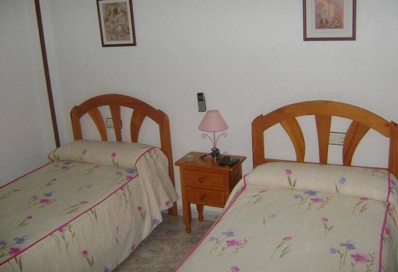 اتاق استاندارد, Pensión Egea Ii