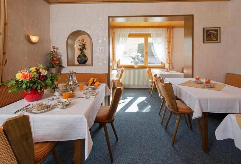 Номер Стандарт, Haus Bergwiese