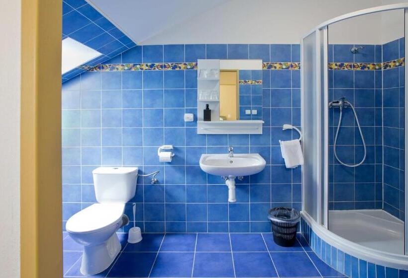 标准间, šindlovská Krčma