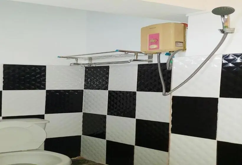 اتاق استاندارد, Smiley's Guesthouse