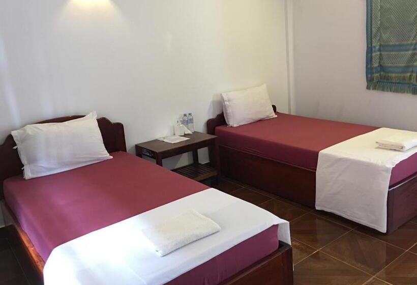 اتاق استاندارد, Smiley's Guesthouse