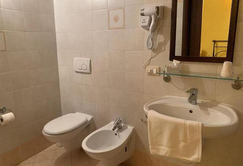 标准三人间, Seiterre Agriturismo Tenuta San Leone