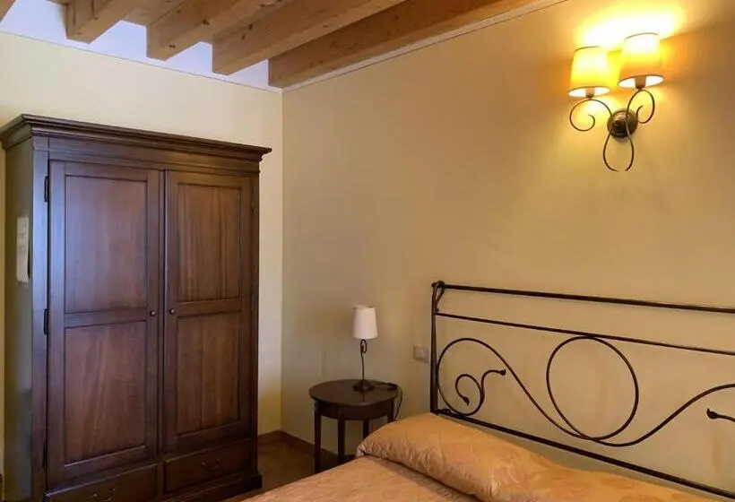 اتاق استاندارد چهار تخته, Seiterre Agriturismo Tenuta San Leone