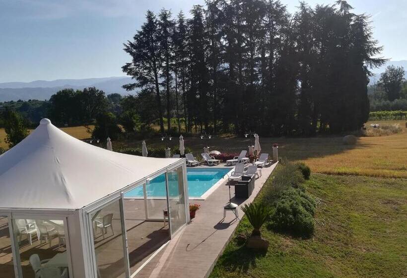 Номер Superior Вид на Бассейн, Grotta Biscia