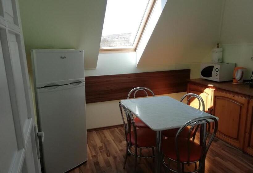 带阳台两卧公寓, Casa Julia/adult Only