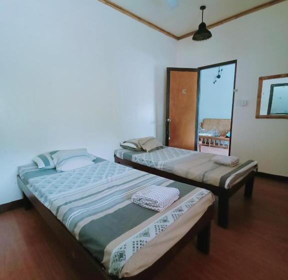 חדר סטנדרט, El Gordo S Seaside Adventure Lodge