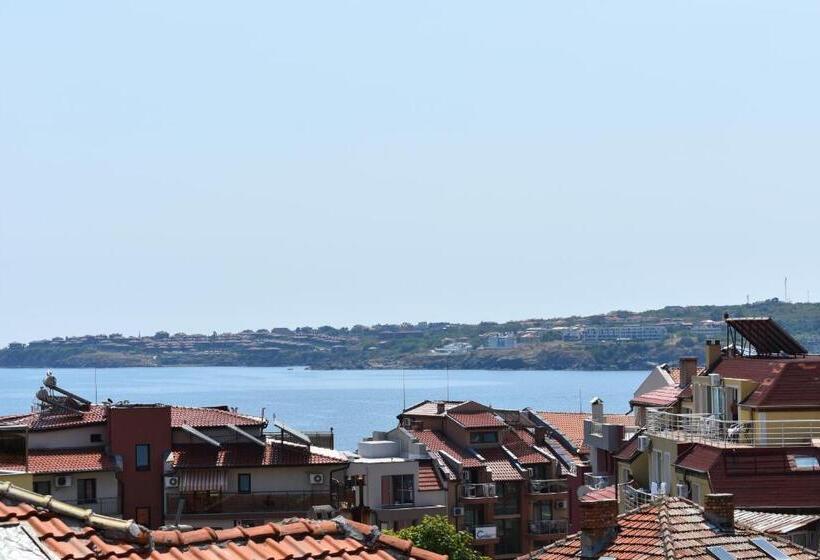 标准间, Exotic Guest House