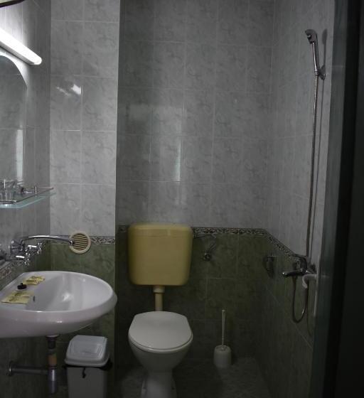 标准间, Exotic Guest House