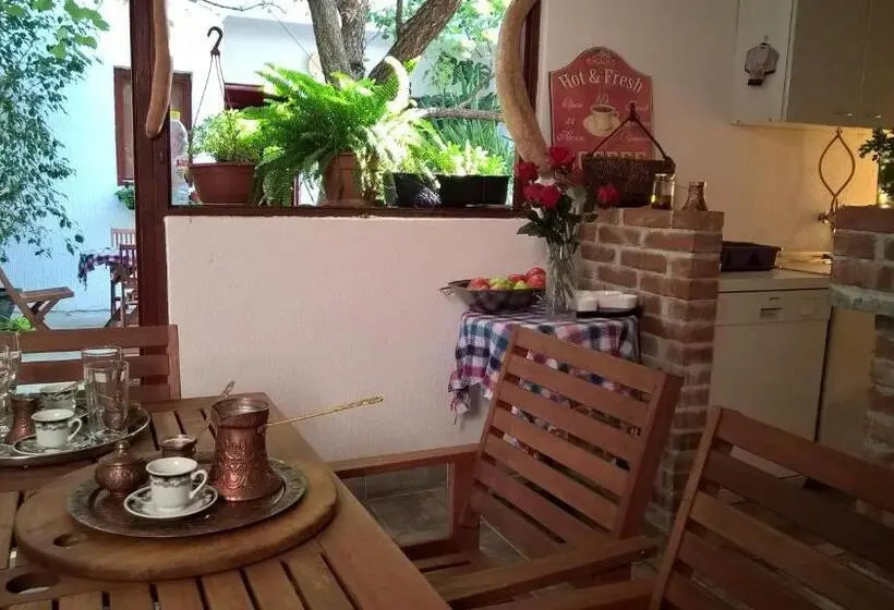 اتاق استاندارد با سرویس بهداشتی مشترک, Guest House Goa Mostar