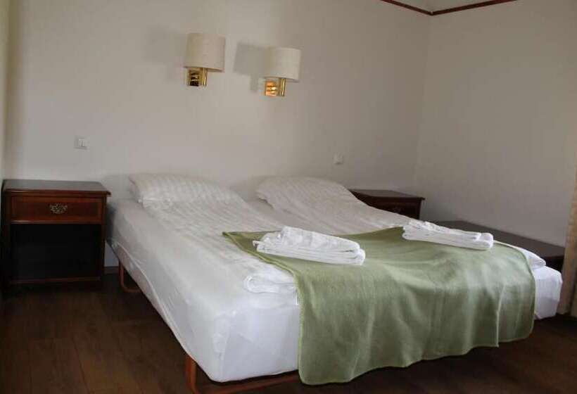 اتاق استاندارد, Nes Guesthouse