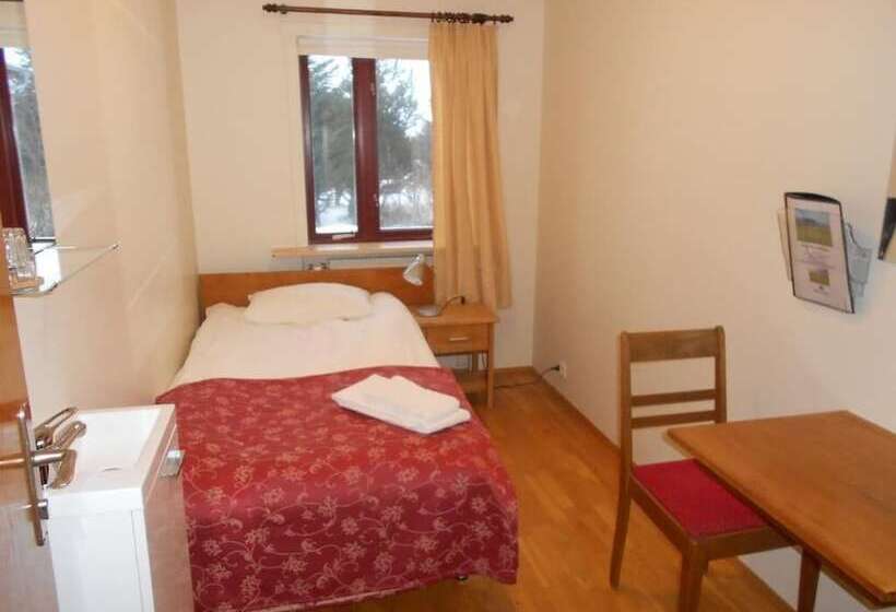 اتاق استاندارد یک تخته با سرویس بهداشتی مشترک, Nes Guesthouse