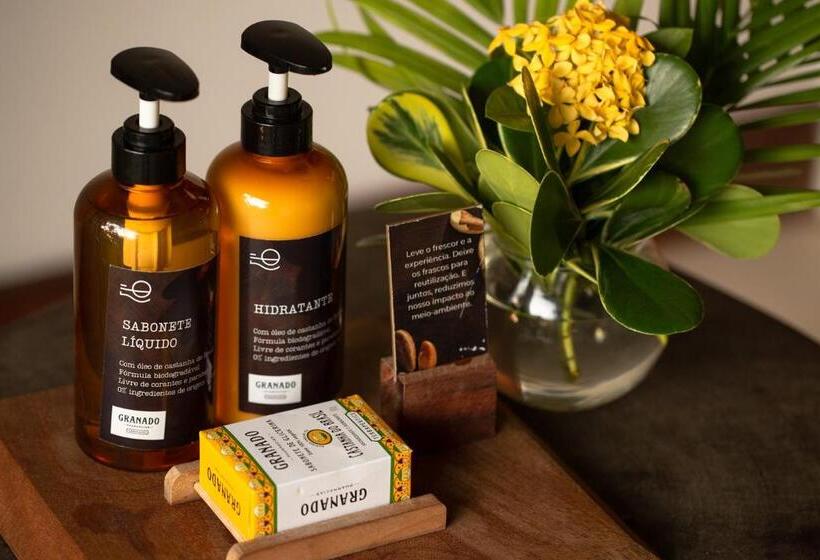 سوییت با چشمانداز باغ, Pousada Encanto Da Lua