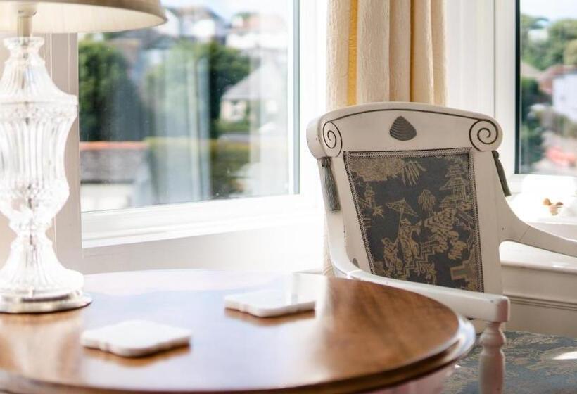 スーペリアールーム, Trefoil Guest House