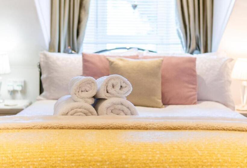 Номер Стандарт, Trefoil Guest House