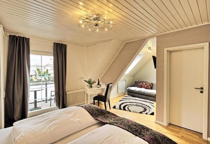 חדר דלוקס עם מרפסת, Weingut & Gästehaus Christoph Clüsserath