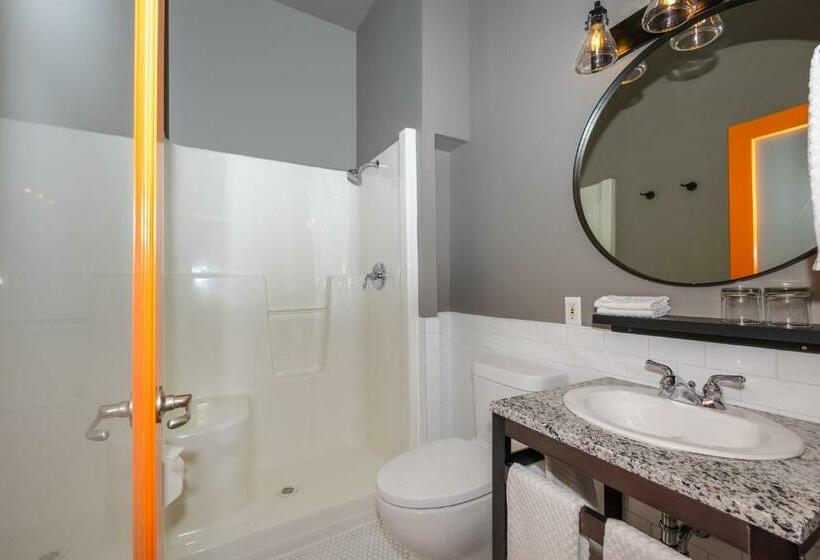 חדר סטנדרט, The Larix