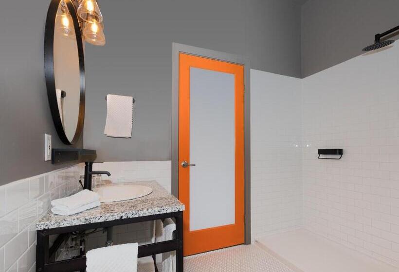 חדר סטנדרט עם מיטת קינג, The Larix