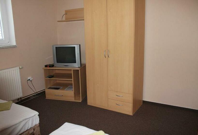 标准间, Penzion U Růže