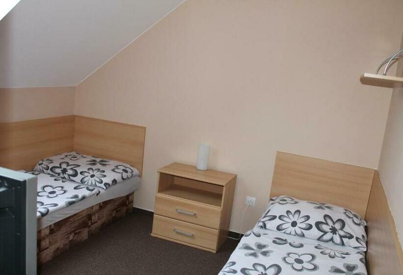 标准间, Penzion U Růže