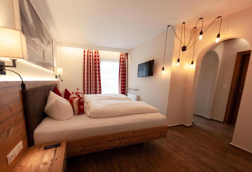 스탠다드 스튜디오, Pension Gletscherblick