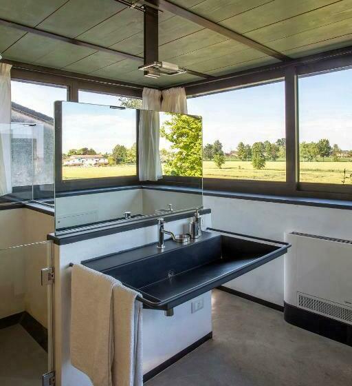 Номер Стандарт, Corte Mainolda